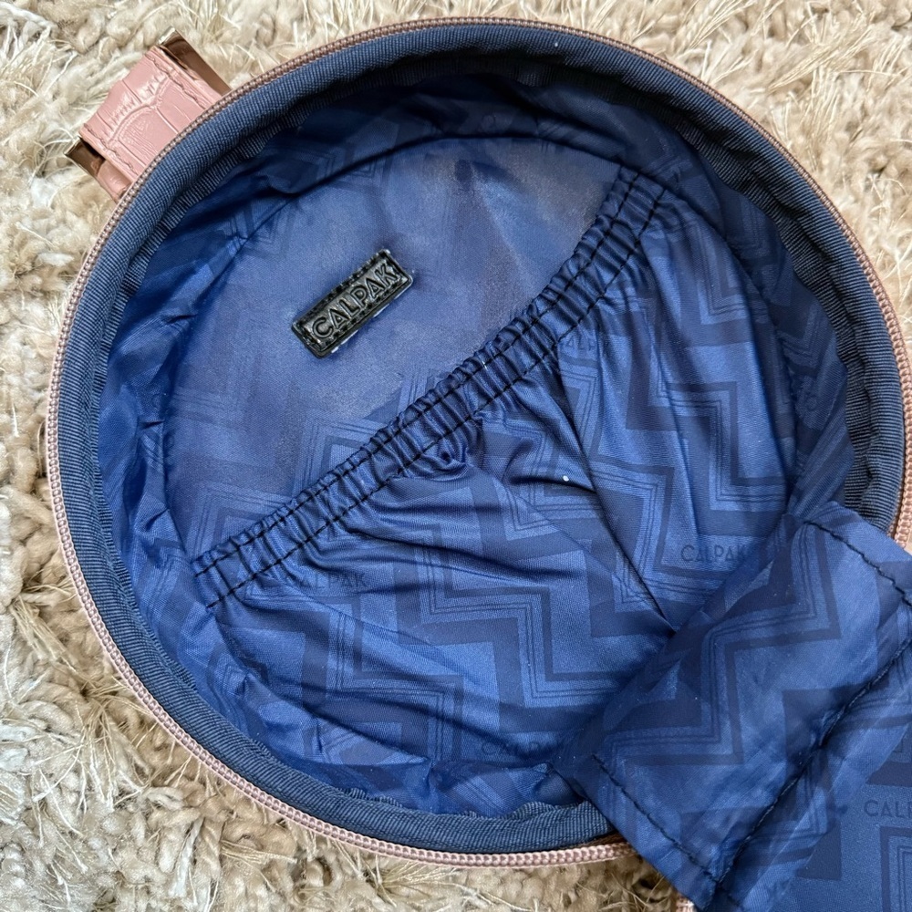 Calpak mini hatbox in rose gold - Picture 12 of 14